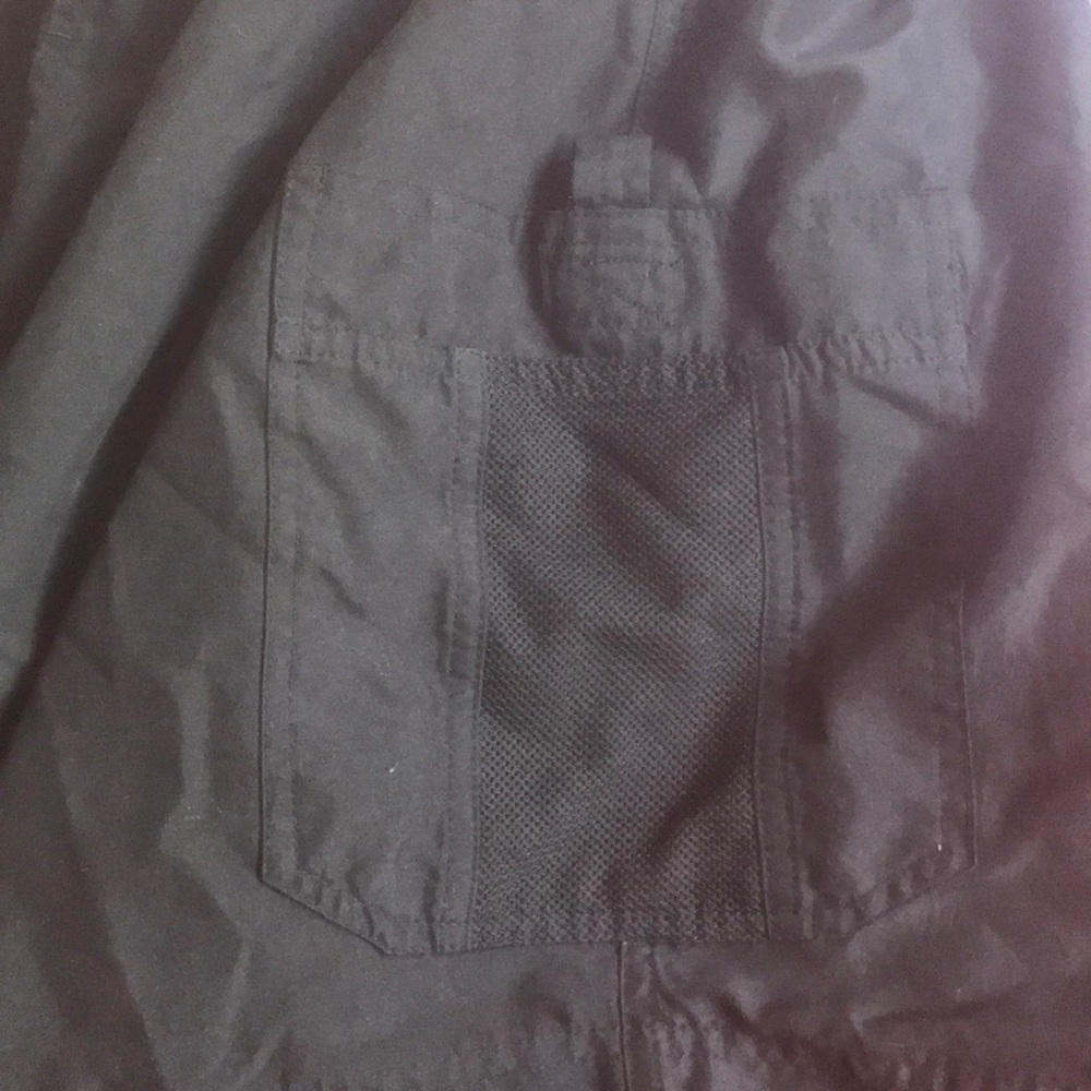 Shorts - Picture 2 of 3